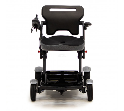 Кресло-коляска электрическая MET Compact Pro 4WS